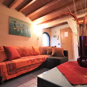 https://apartament-torri.it-tuscanyhotel.com